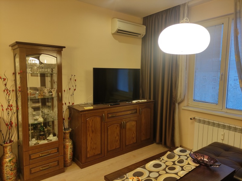 В аренду  2 спальни София , Център , 85 кв.м | 15699848 - изображение [3]