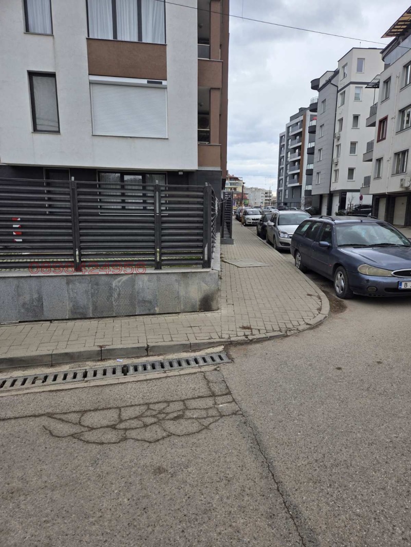 Дава под наем ГАРАЖ, ПАРКОМЯСТО, гр. София, Люлин - център, снимка 4 - Гаражи и паркоместа - 53339308