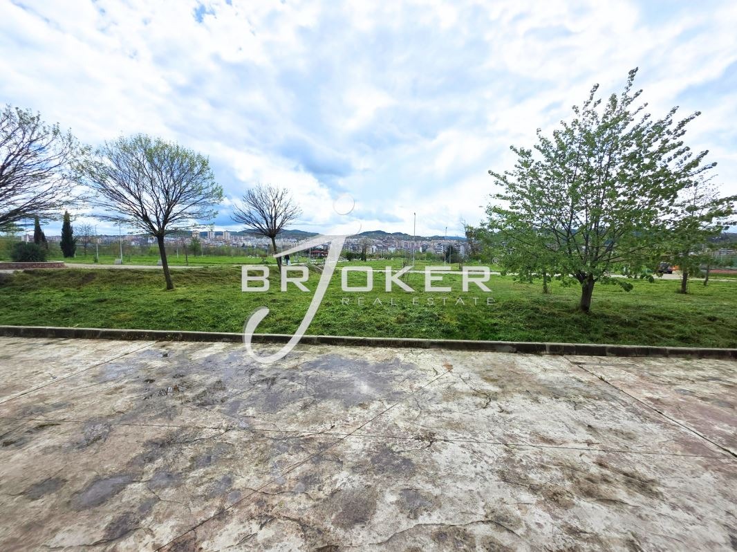 Дава под наем ОФИС, гр. Кърджали, Център, снимка 6 - Офиси - 54286718