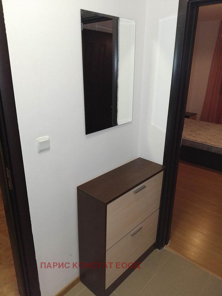 Para alugar  1 quarto Plovdiv , Kiutchuk Parij , 70 m² | 59047420 - imagem [2]