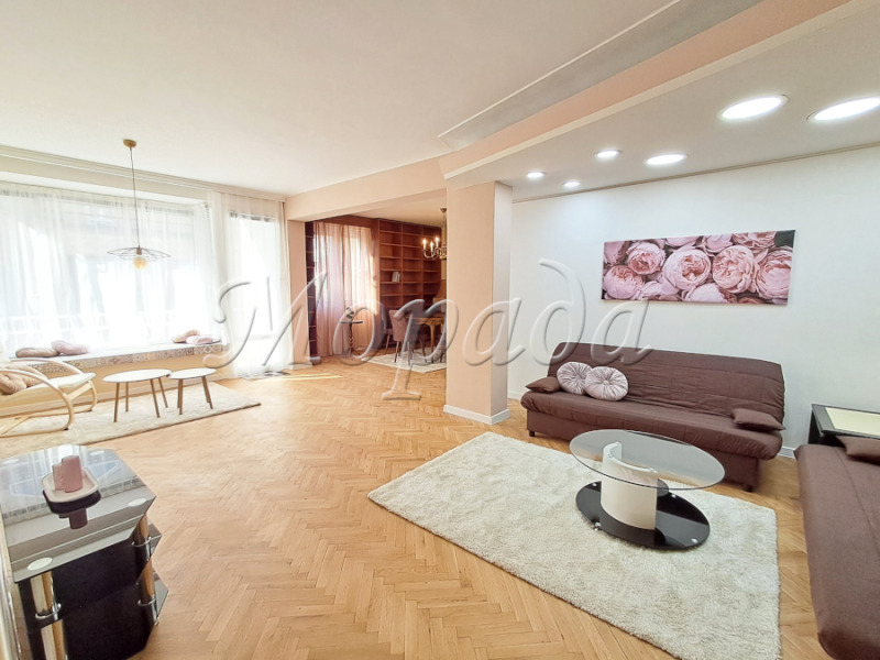 Издаје се  2 спаваће собе Софија , Лозенец , 170 м2 | 96374744