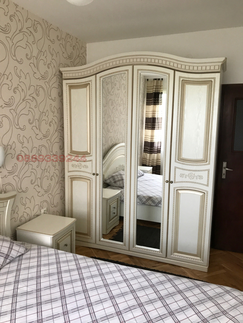 Дава под наем 3-СТАЕН, гр. София, Гоце Делчев, снимка 14 - Апартаменти - 53048952