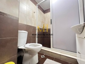 2 bedroom Vazrazhdane, Burgas 2