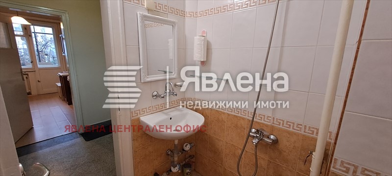 Дава под наем 2-СТАЕН, гр. София, Център, снимка 9 - Апартаменти - 53238243