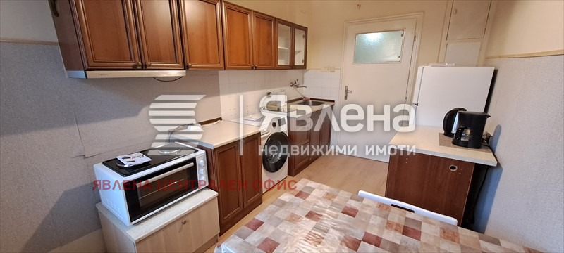 Дава под наем 2-СТАЕН, гр. София, Център, снимка 2 - Апартаменти - 53238243