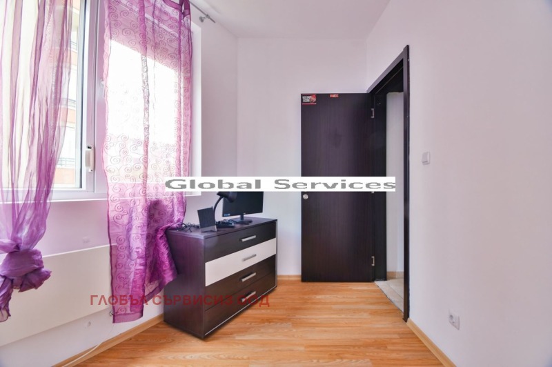 Vuokrattavana  3 makuuhuonetta Sofia , Manastirski livadi , 120 neliömetriä | 37671868 - kuva [8]
