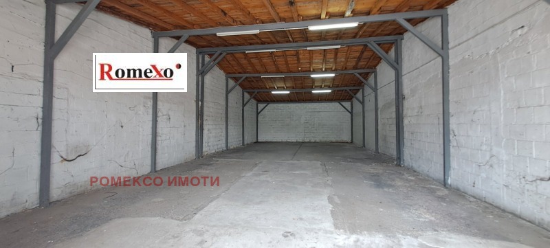 Da affittare  Magazzinaggio Plovdiv , Karshiiaka , 150 mq | 44300670 - Immagine [2]