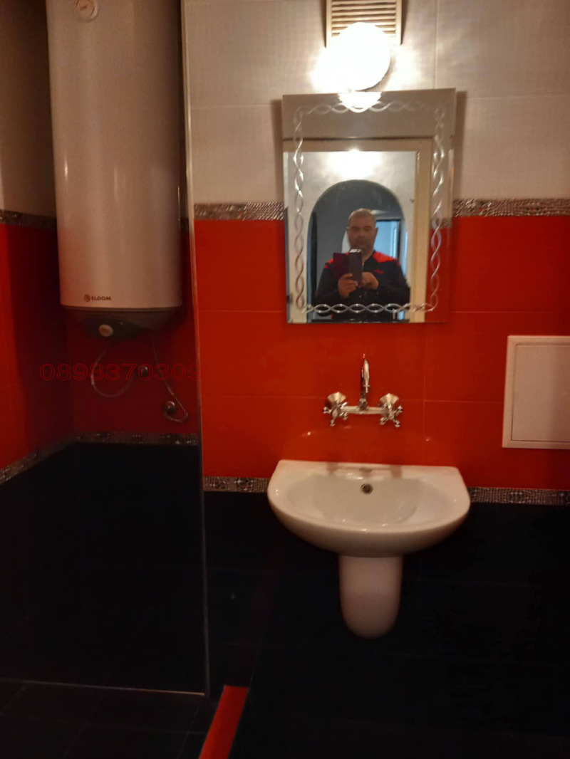 Дава под наем 4-СТАЕН, гр. Бургас, Възраждане, снимка 6 - Апартаменти - 53473176