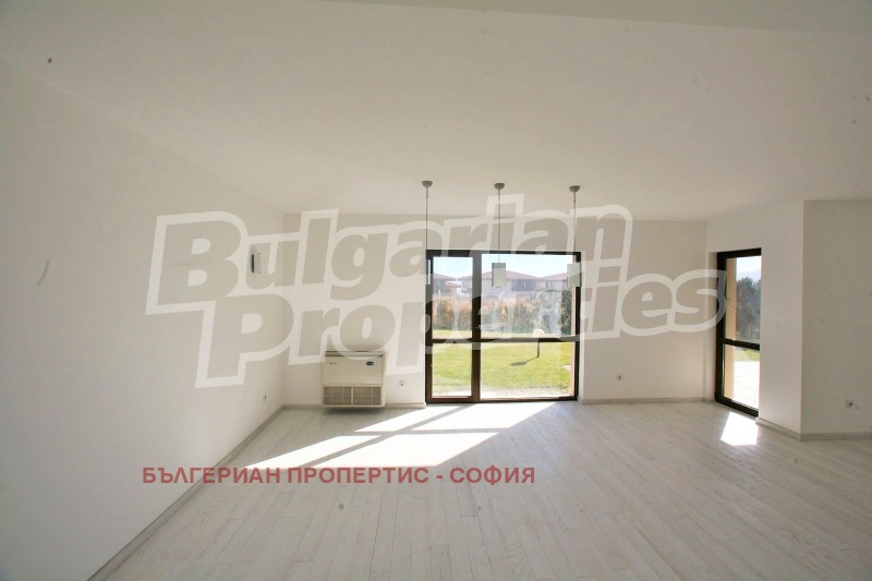 Дава под наем КЪЩА, гр. София, с. Бистрица, снимка 2 - Къщи - 52831488