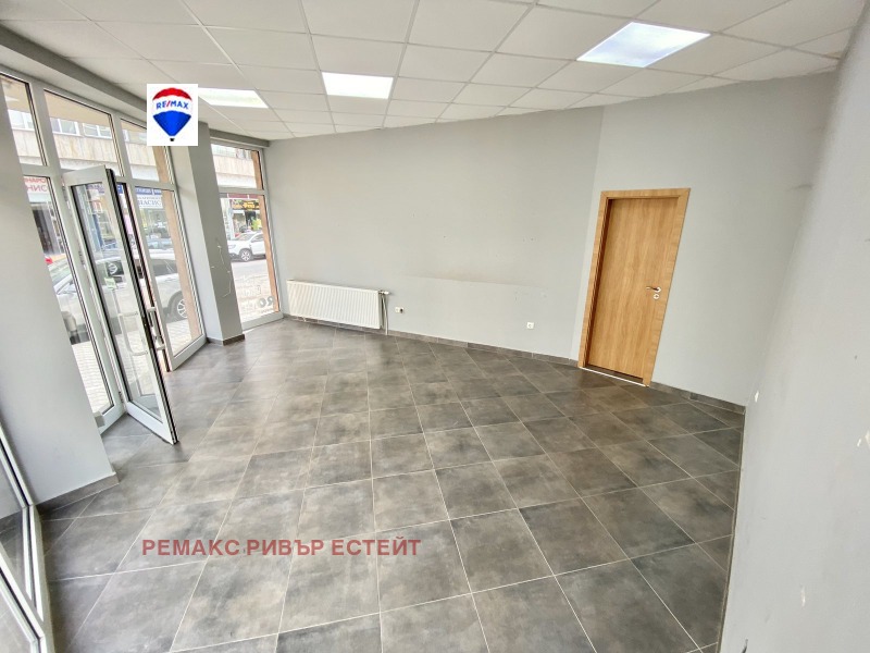 For Rent  Shop Ruse , Vazrazhdane , 32 sq.m | 73468204 - image [2]