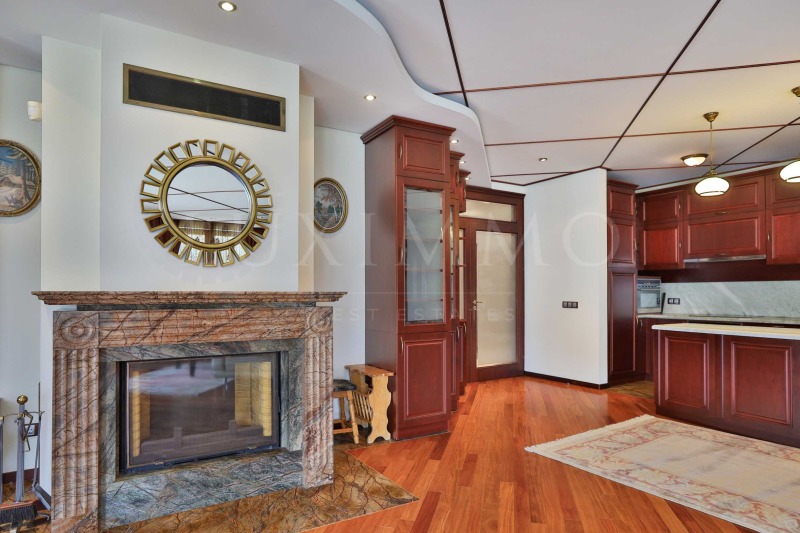 Дава под наем 4-СТАЕН, гр. София, Лозенец, снимка 2 - Апартаменти - 53023433