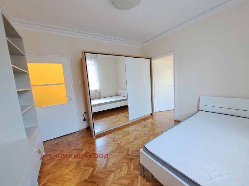 For Rent  1 bedroom Sofia , Lozenets , 70 sq.m | 64089593