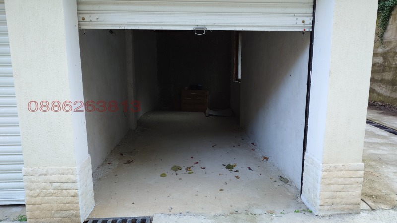 Дава под наем ГАРАЖ, ПАРКОМЯСТО, гр. Плевен, Широк център, снимка 3 - Гаражи и паркоместа - 52783990