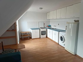 1 chambre Kyutchouk Parij, Plovdiv