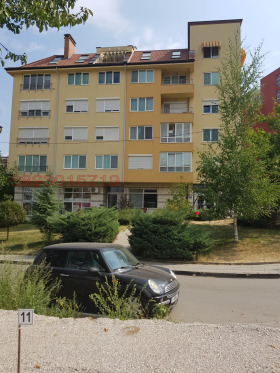 3 ložnice Studentski grad, Sofia
