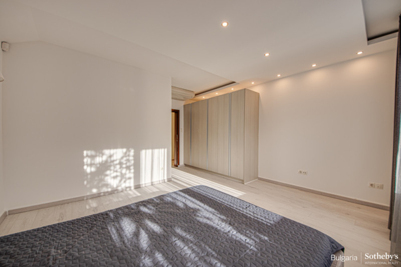 A louer  Maison Sofia , Simeonovo , 350 m² | 11907642 - image [11]