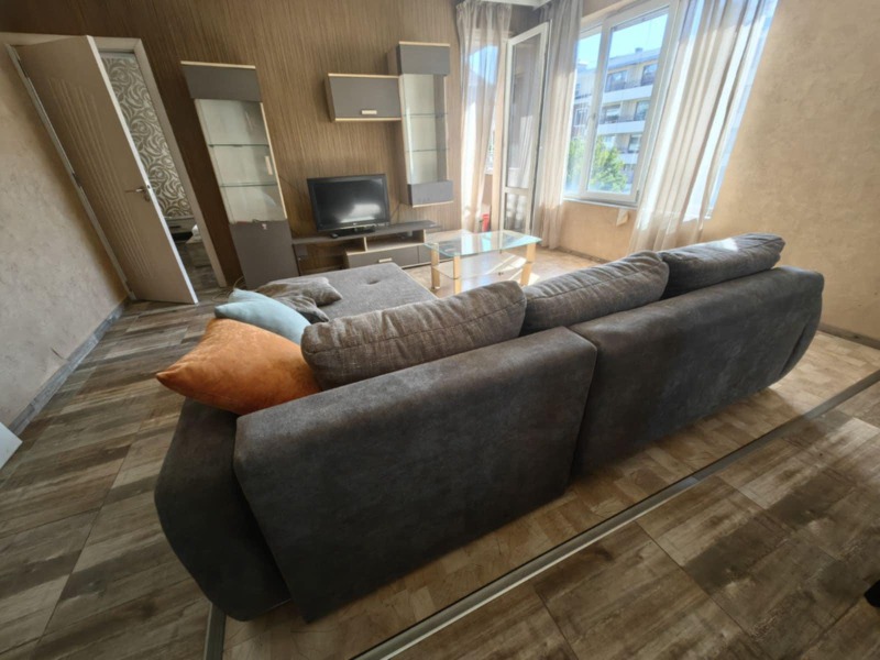 Do wynajęcia  1 sypialnia Sofia , Witosza , 67 mkw | 52340489 - obraz [2]