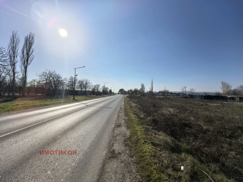 Дава под Наем МЯСТО в област Сливен, гр. Нова Загора - 6294 кв.м / При запитване, ИМОТИКОН