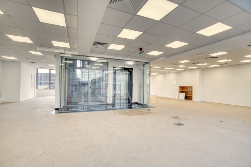 Дава под наем ОФИС, гр. София, Център, снимка 2 - Офиси - 35424646