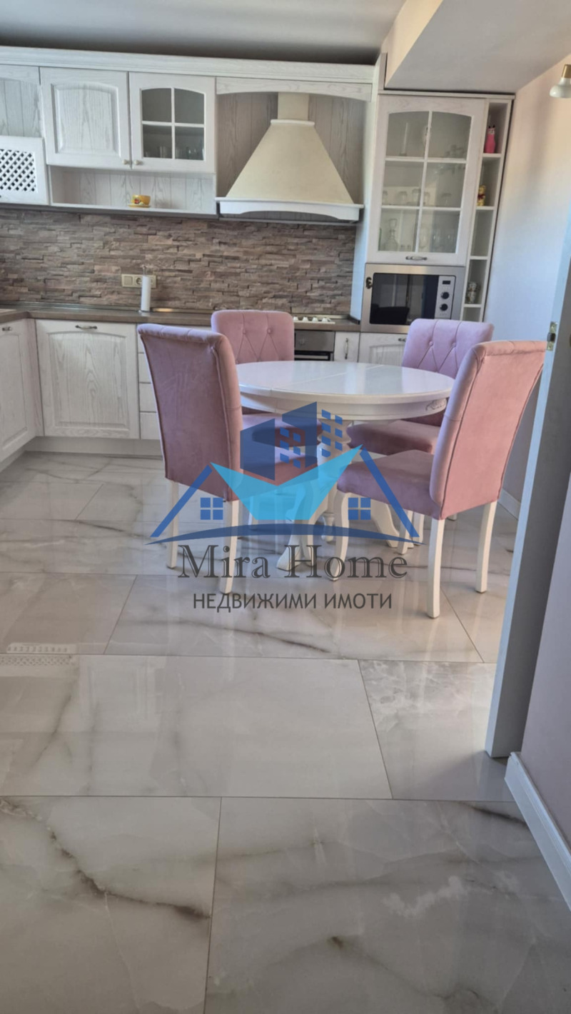 Дава под нем  Етаж от къща, град Варна, Виница •  800 EUR • ID 62000262 — holmes.bg - [1] 