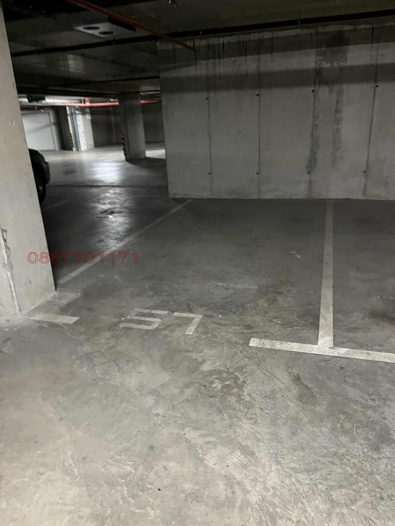 Дава под наем ГАРАЖ, ПАРКОМЯСТО, гр. Пловдив, Тракия, снимка 2 - Гаражи и паркоместа - 53585607