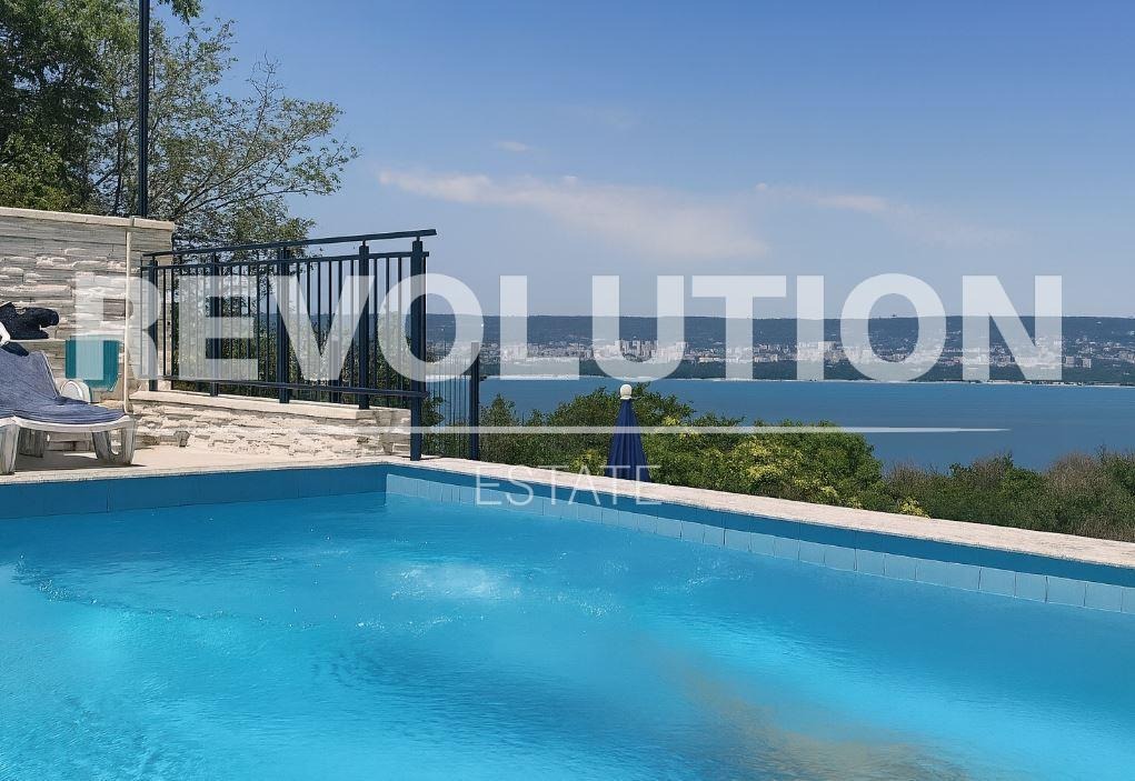 Дава под наем 3-СТАЕН, гр. Варна, Галата, снимка 8 - Апартаменти - 51452668