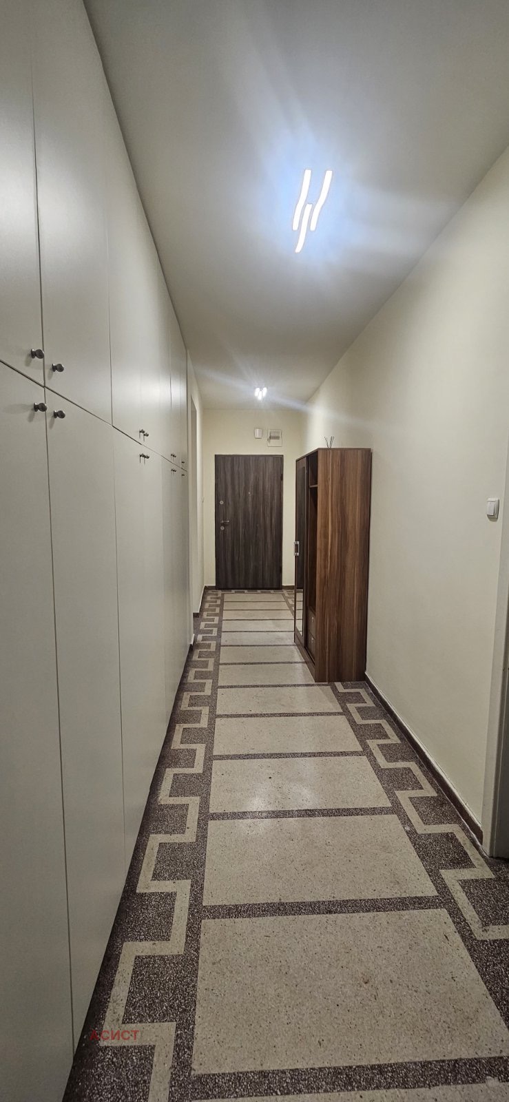 Дава под наем 4-СТАЕН, гр. София, Лагера, снимка 13 - Апартаменти - 56266691