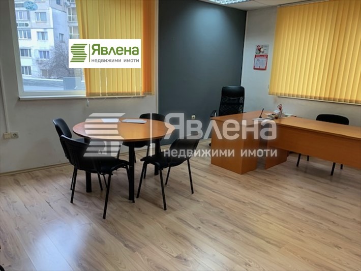 De inchiriat  Birou Sofia , Drujba 1 , 200 mp | 66038349