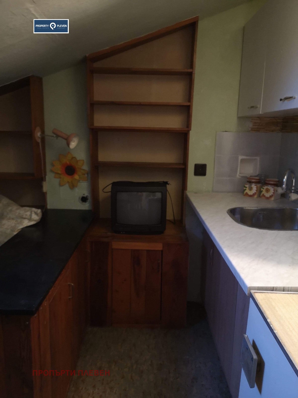 Дава под наем АТЕЛИЕ, ТАВАН, гр. Плевен, 9-ти квартал, снимка 3 - Апартаменти - 54075868