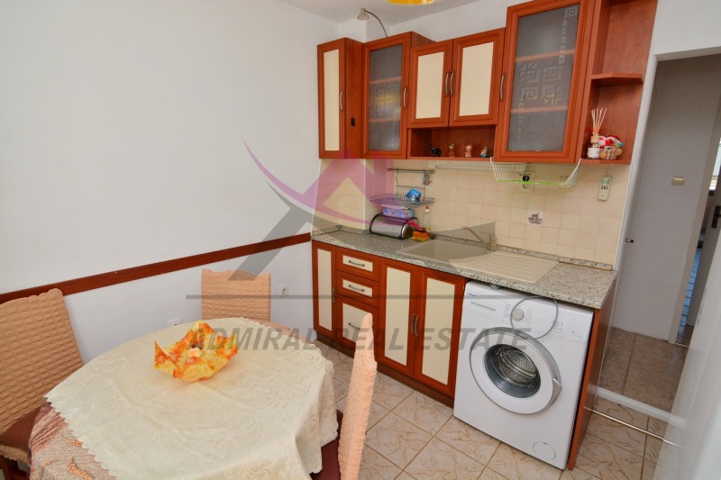 Do wynajęcia  2 sypialnie Warna , Lewski 1 , 500 mkw | 71140575