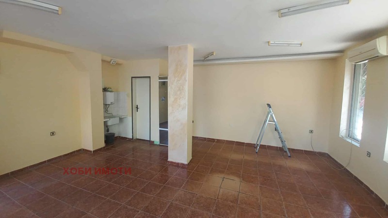 Издаје се  Канцеларија Пловдив , Каменица 2 , 27 м2 | 68868934 - слика [5]