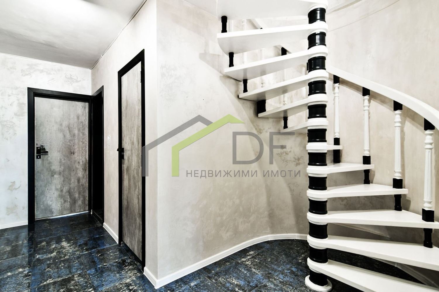 Дава под наем МНОГОСТАЕН, гр. Варна, Център, снимка 6 - Апартаменти - 53885452