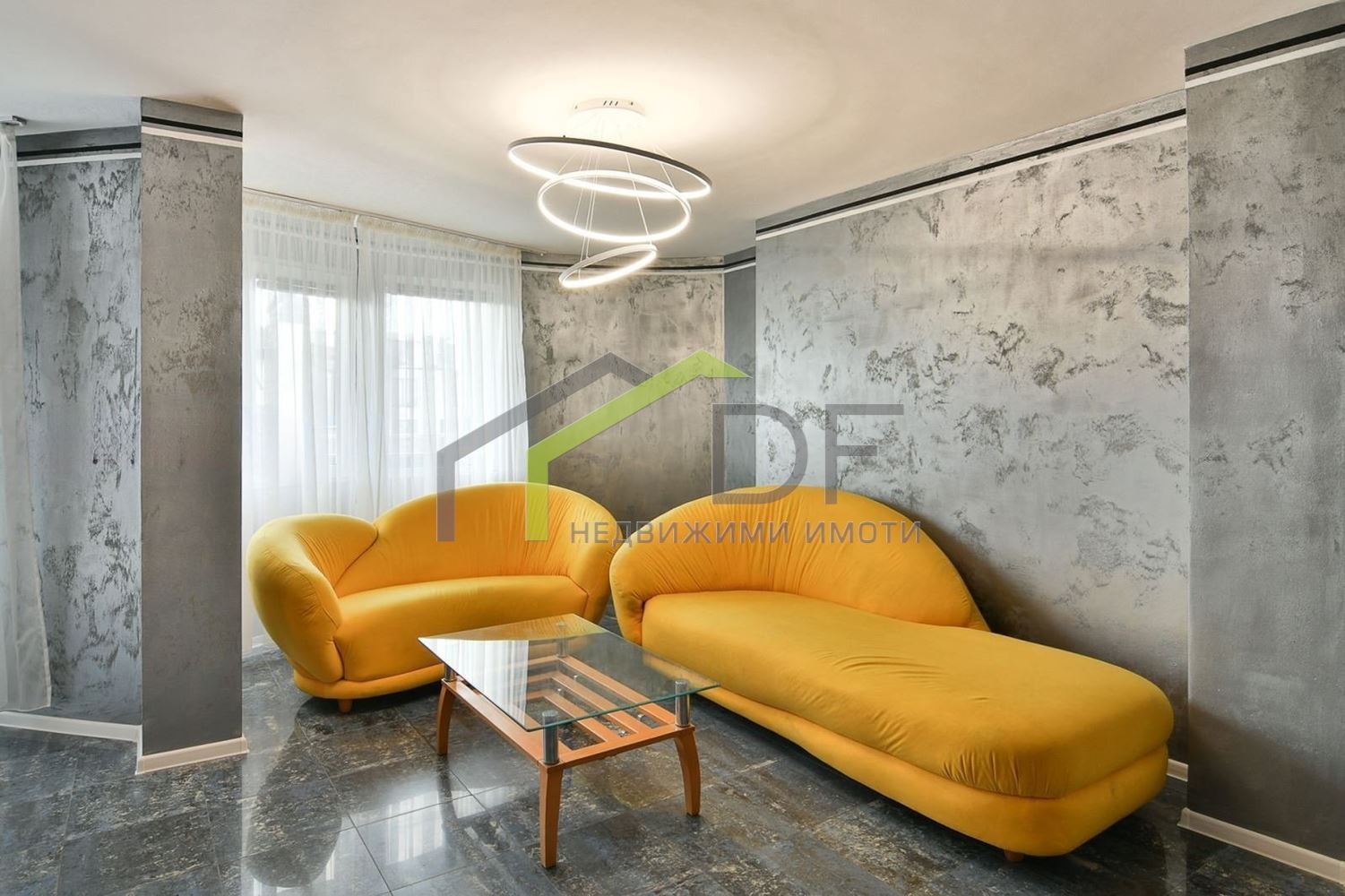 Дава под наем МНОГОСТАЕН, гр. Варна, Център, снимка 3 - Апартаменти - 53885452