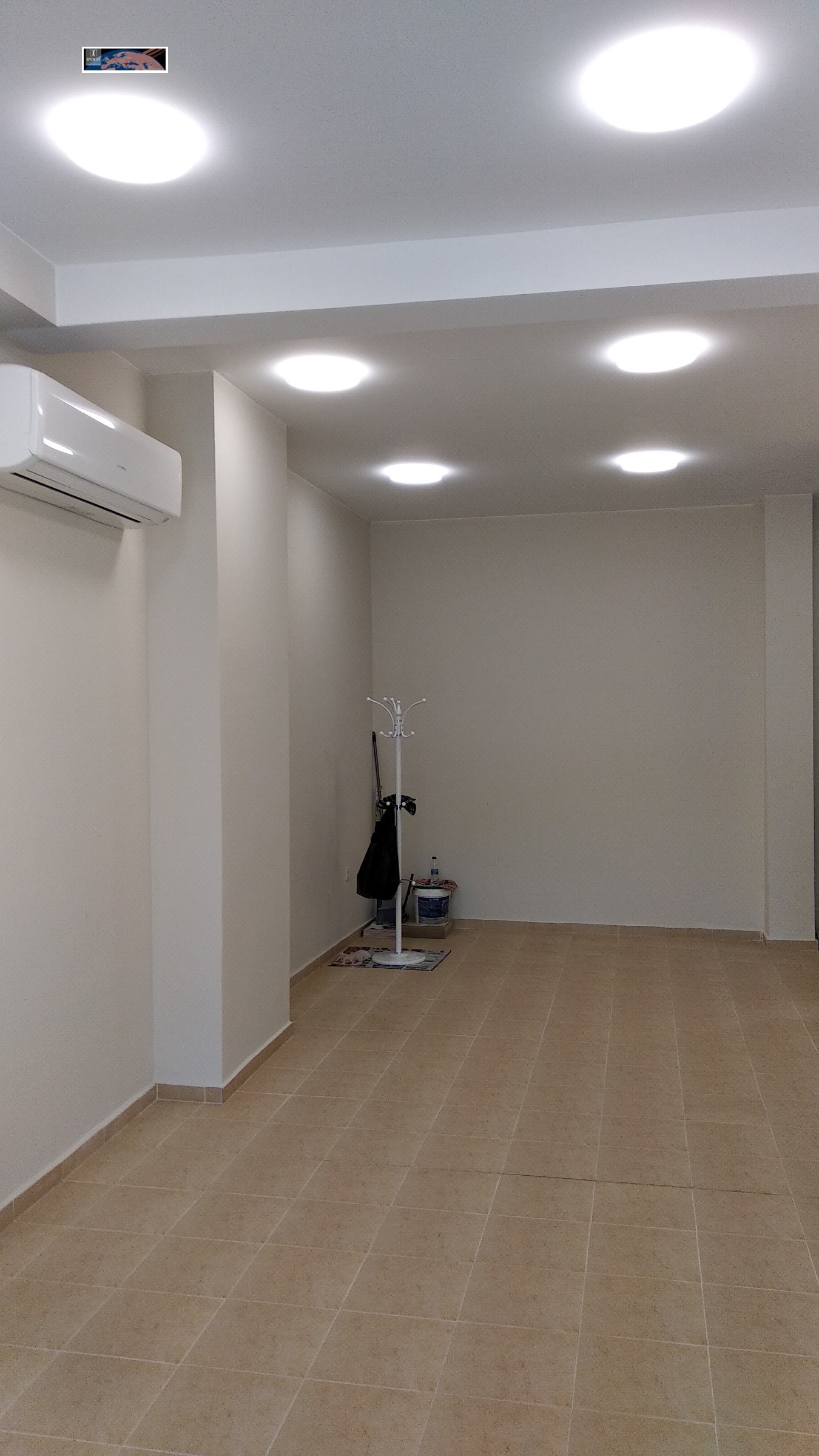 Дава под наем МАГАЗИН, гр. София, Център, снимка 3 - Магазини - 53623474