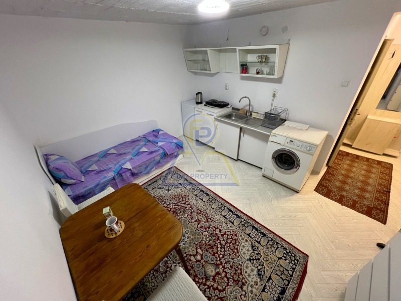 Дава под наем 1-СТАЕН, гр. Бургас, Център, снимка 4 - Апартаменти - 53135749