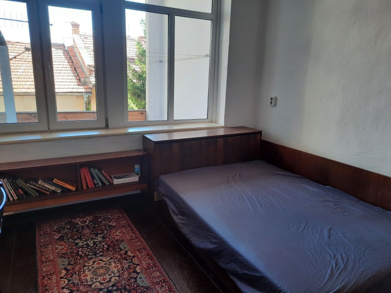 En renta  2 dormitorios Veliko Tarnovo , Tsentar , 70 metros cuadrados | 86344280 - imagen [5]