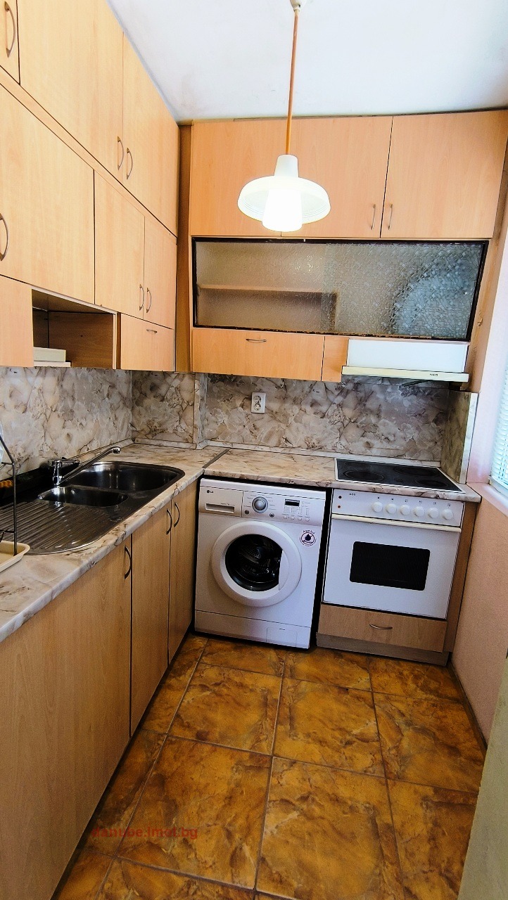 Дава под наем  4-стаен град Русе , Център , 105 кв.м | 38961981 - изображение [3]
