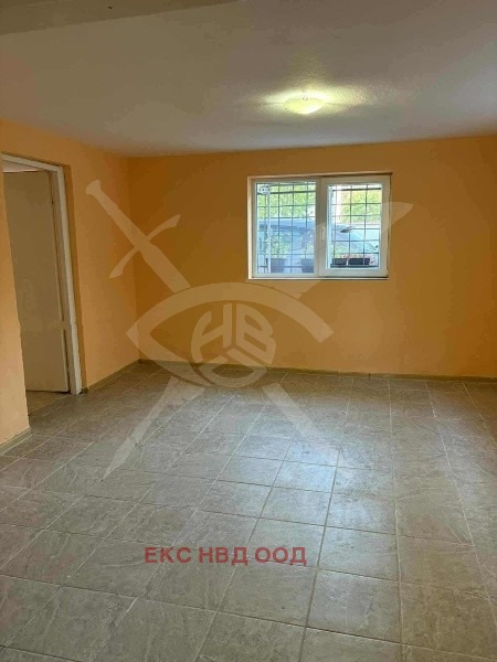 Дава под наем ЕТАЖ ОТ КЪЩА, гр. Пловдив, Кършияка