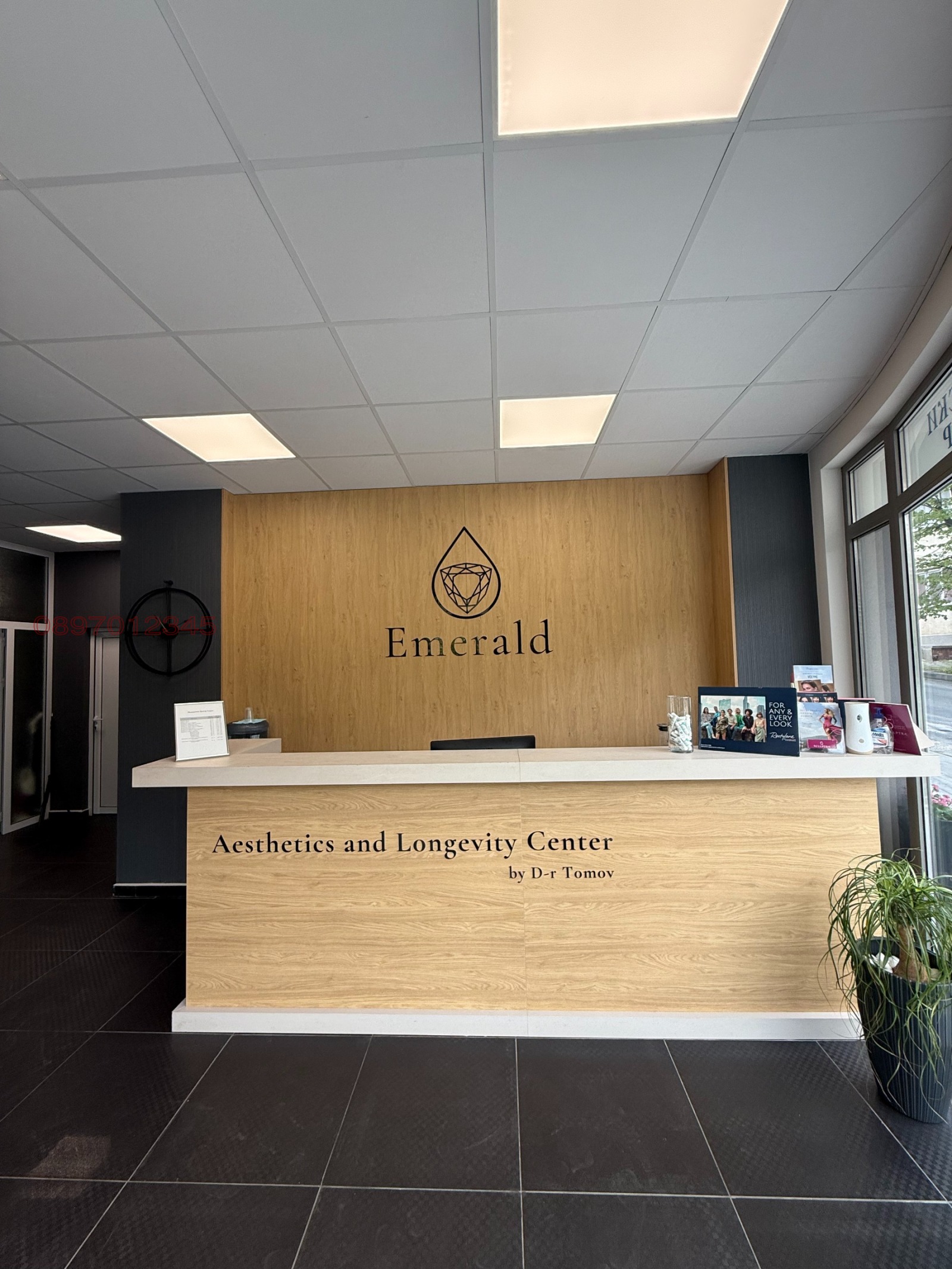 Дава под наем ОФИС, гр. Хасково, Дружба 1, снимка 4 - Офиси - 54264468