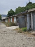 Под наем ГАРАЖ, ПАРКОМЯСТО, град Кърджали, Център • 100 лв. • 96469425 — Holmes.bg