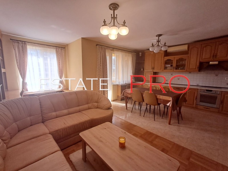 K pronájmu  2 ložnice Sofia , Centar , 105 m2 | 30095336