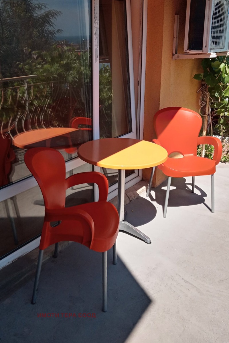 Дава под наем ЕТАЖ ОТ КЪЩА, гр. Варна, Бриз, снимка 11 - Етаж от къща - 53469277