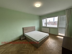 2 slaapkamers Mladost 1A, Sofia 11