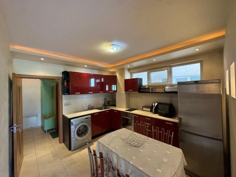 Te huur  Studio Sofia , Ljulin 6 , 45 m² | 41632265 - afbeelding [2]
