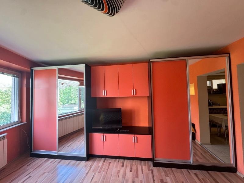 Te huur  Studio Sofia , Ljulin 6 , 45 m² | 41632265 - afbeelding [4]