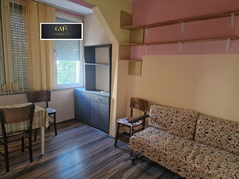 Do wynajęcia  Studio Plewen , Drużba 1 , 36 mkw | 19064353
