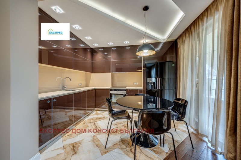 Дава под наем 2-СТАЕН, гр. София, Център, снимка 3 - Апартаменти - 53227958