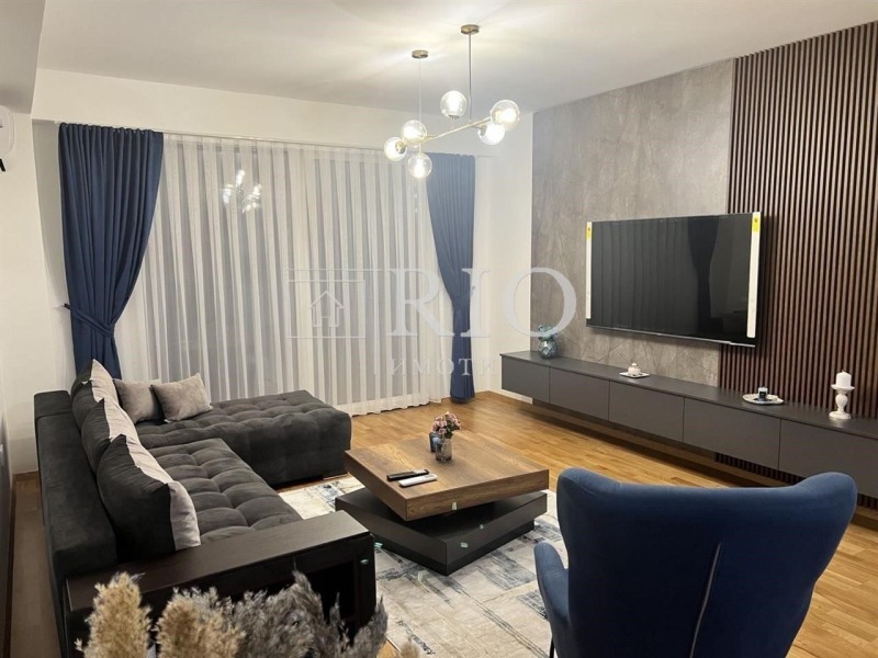 Para alugar  1 quarto Plovdiv , Centar , 65 m² | 72189198