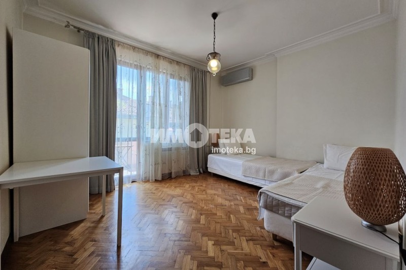 A louer  2 chambres Sofia , Tsentar , 120 m² | 30371243 - image [9]