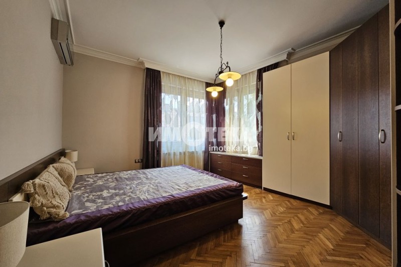 Do wynajęcia  2 sypialnie Sofia , Centar , 120 mkw | 30371243 - obraz [3]